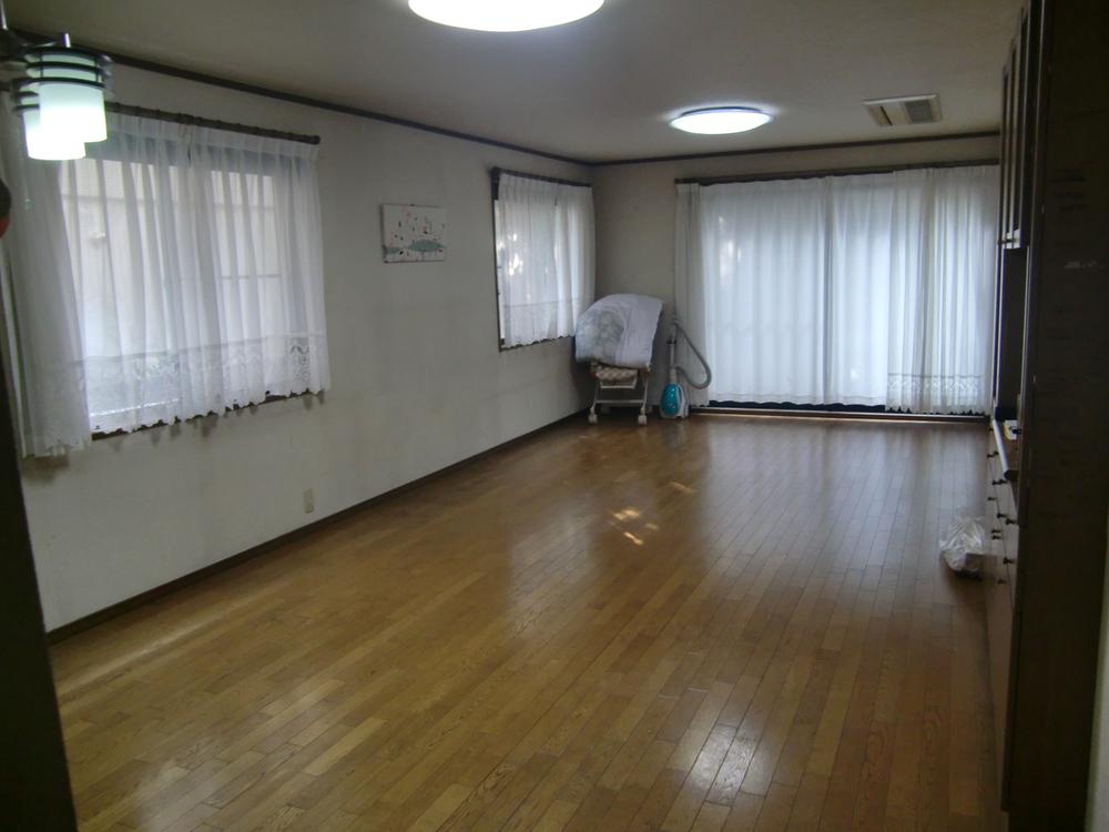 Living. Indoor (11 May 2013) Shooting