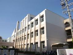 Junior high school. 904m to Itami Sasahara junior high school