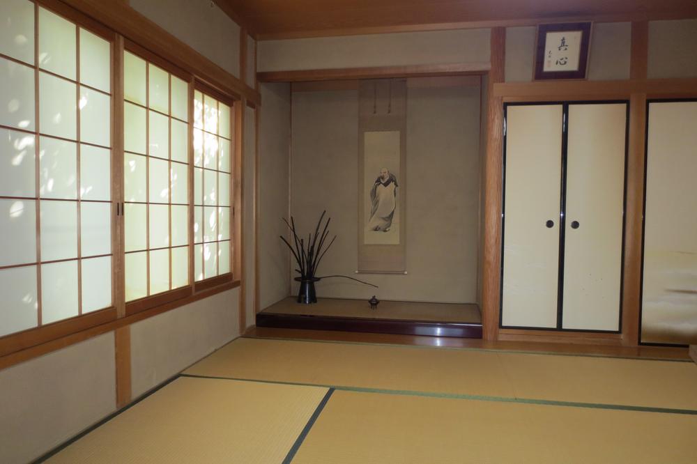 Other. Indoor (10 May 2013) Shooting