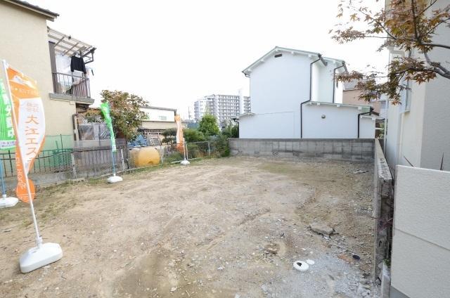 Local land photo. Limited one section of the subdivision