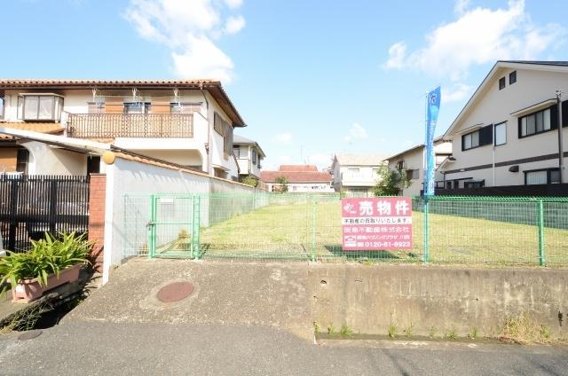 Local land photo. All two-compartment of subdivision