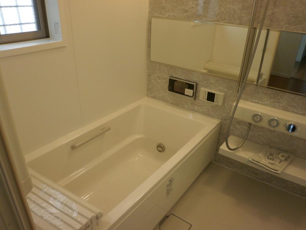 Bathroom. Indoor (September 2013) Shooting