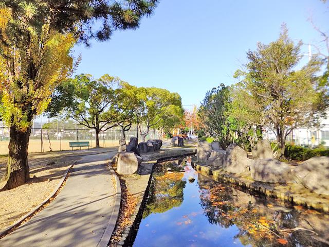 park. 1054m to Mizuho green space