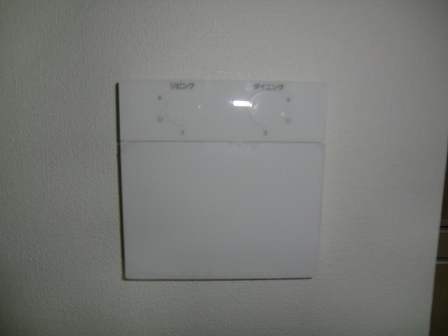 Cooling and heating ・ Air conditioning. Local photo (floor heating)