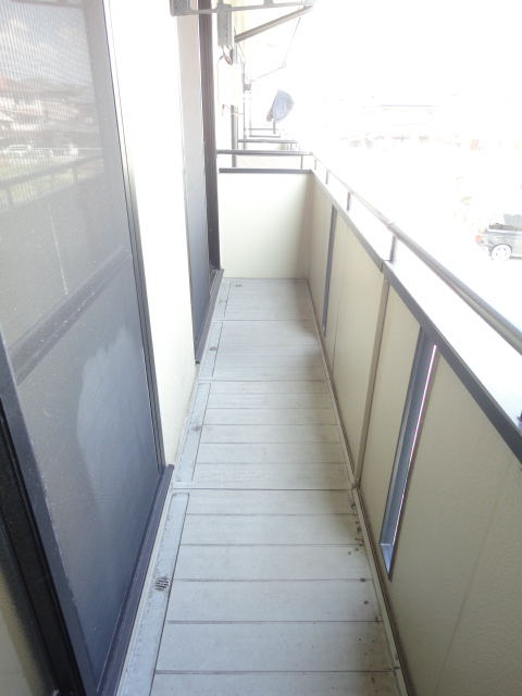 Balcony. Per diem on the south-facing balcony good - ^^