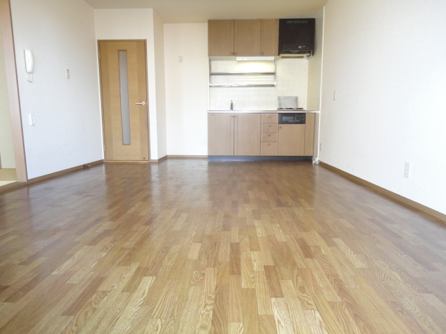 Living and room. Balcony - LDK11.5 pledge from ^^