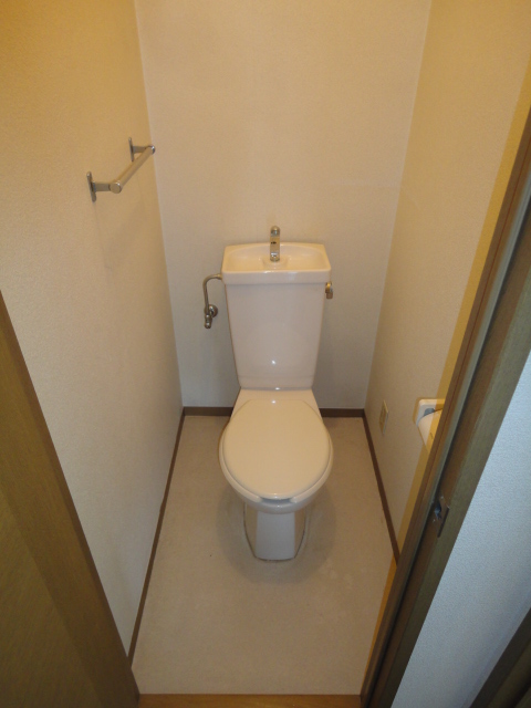 Toilet. bus ・ Toilet Separate ^^