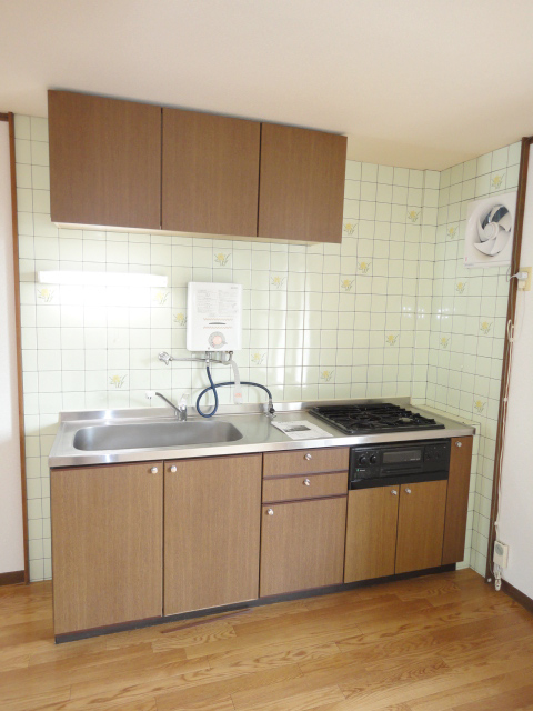 Kitchen. System Kitchen ^^