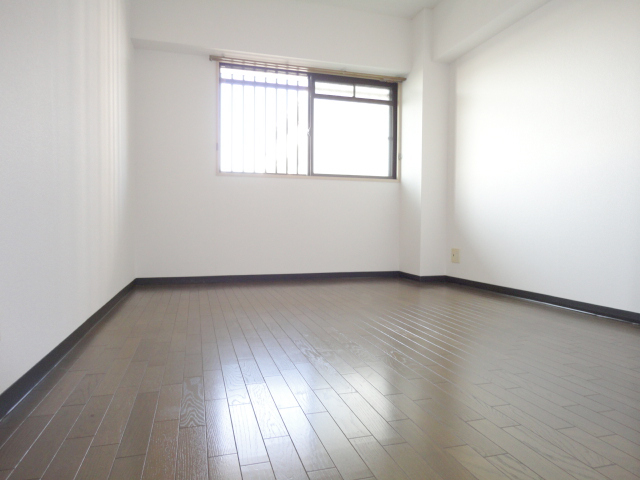 Other room space. 6 Pledge entrance next to the Western-style ^^