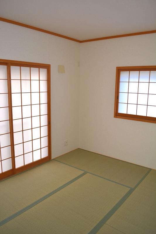 Non-living room. Local (September 2013) Shooting