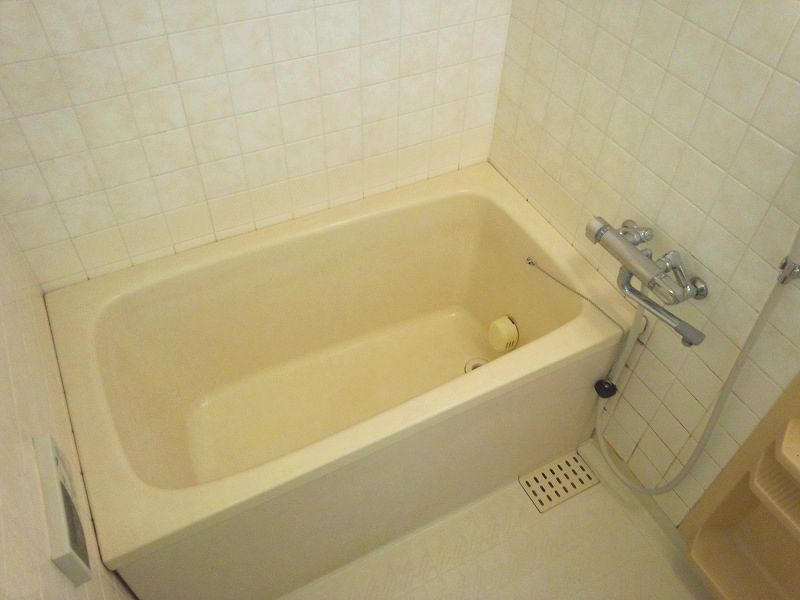 Bath. Reheating function with bus