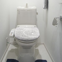 Other Equipment. "Hyper Kira Mick" antibacterial specification, Stain-resistant marked with "pro-guard", Adoption of our easy-to-clean dirt cut shape the "Guru Pika toilet bowl.". further, High water-saving effect, Equipped with a friendly economic environment in the "super-water-saving eco5" feature. On top cleaning is easy, 1 ・ 2 Kaitomo is sanitary-to-use shower toilet (pre-sale)