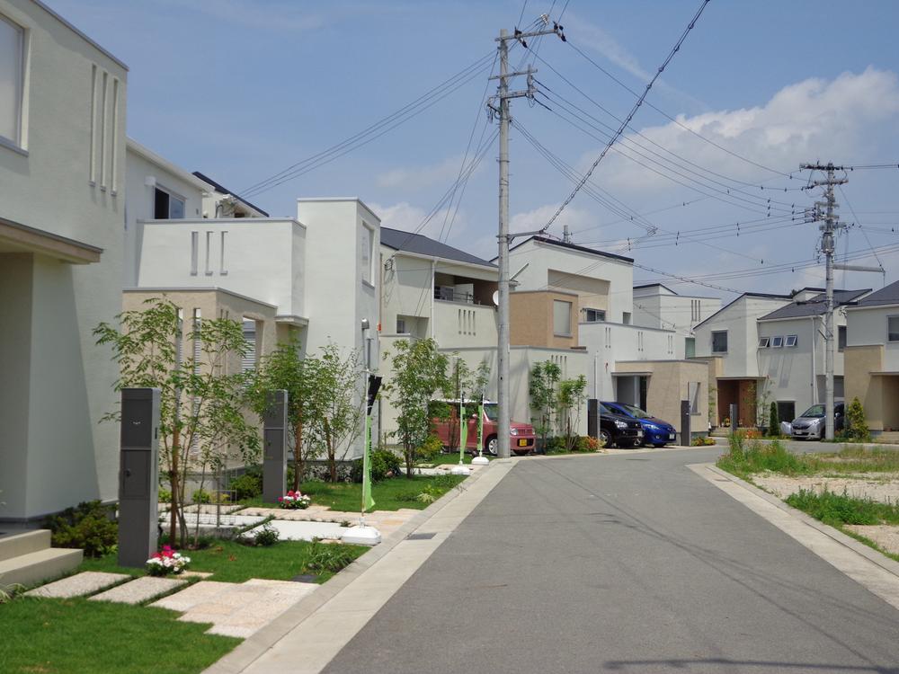 Other local. Already subdivision skyline photo. Glad location is in child-rearing family (August 2012) shooting