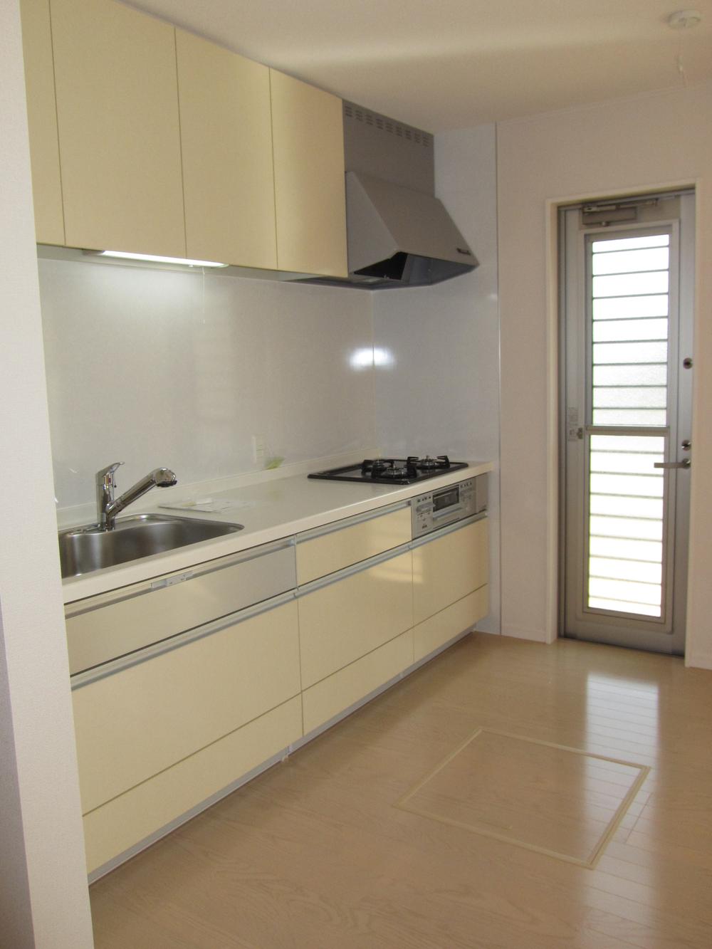 Kitchen. ◆ Kitchen (12 May 2013) Shooting