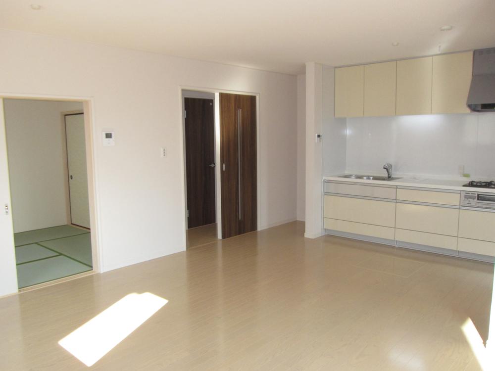 Living. ◆ LDK (12 May 2013) Shooting