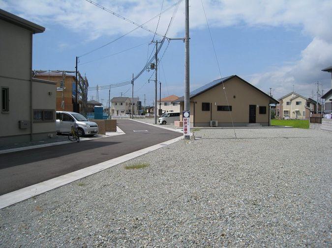 Other local. Subdivision main image