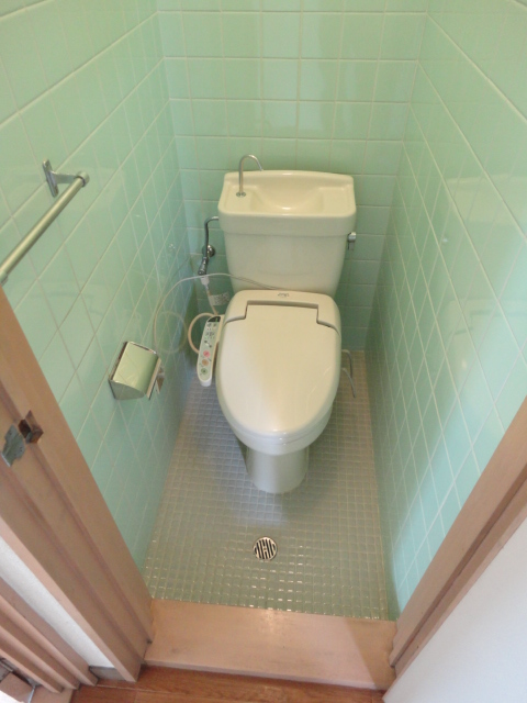 Toilet. bus ・ Toilet Separate ^^