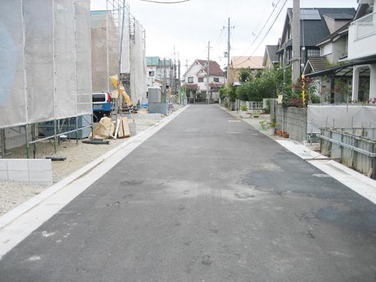 Local photos, including front road. Local (10 May 2013) Shooting