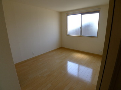 Other room space. Plug good light pleasant!