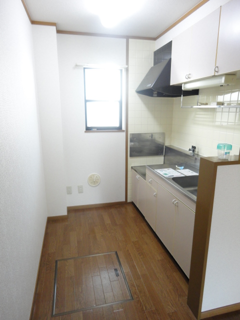 Kitchen. Gas stove installation Allowed! Madozuke next!