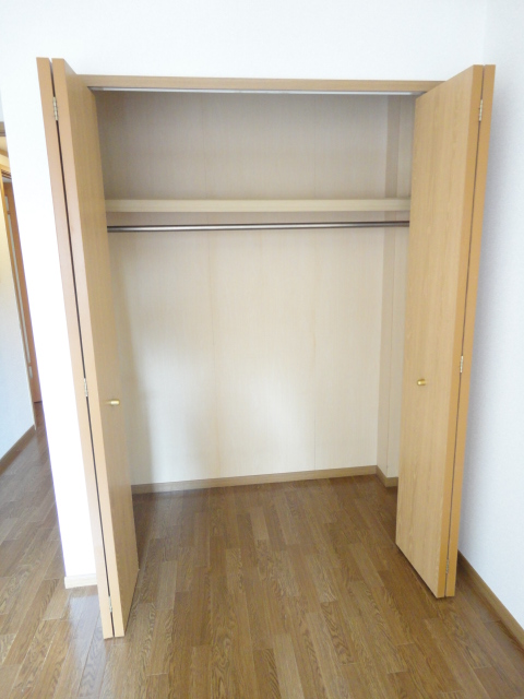 Receipt. Western-style is a closet!