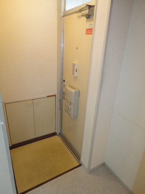 Entrance. Entrance ^^