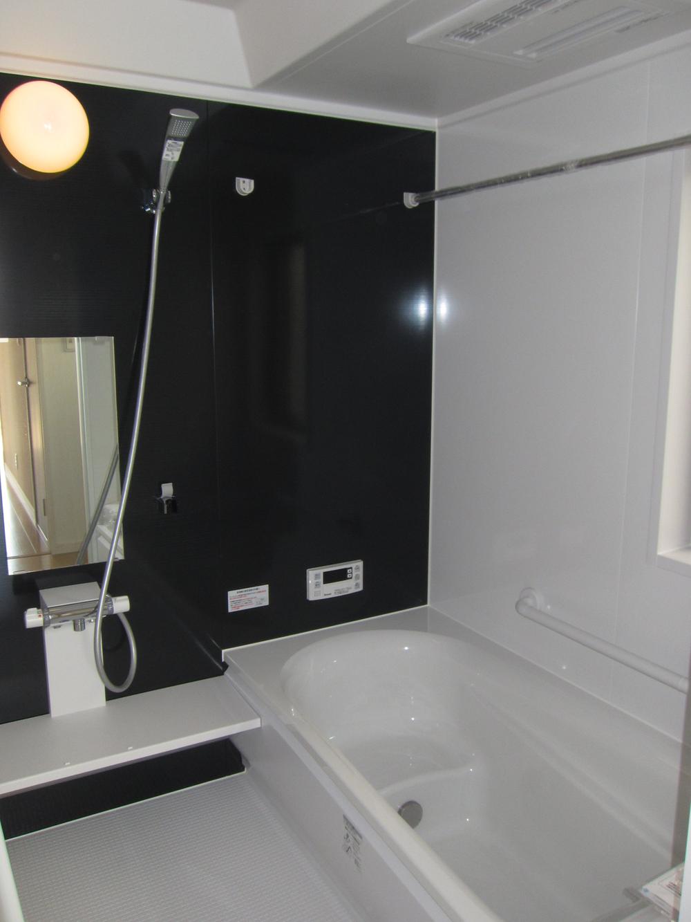 Bathroom.  ◆ Bathroom (12 May 2013) Shooting