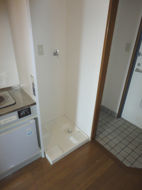 Other room space. Washing machine in the room ^^