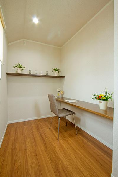 Other introspection. The husband of the study, To housework room of wife, Or home theater. Please bloom hobby of flower.