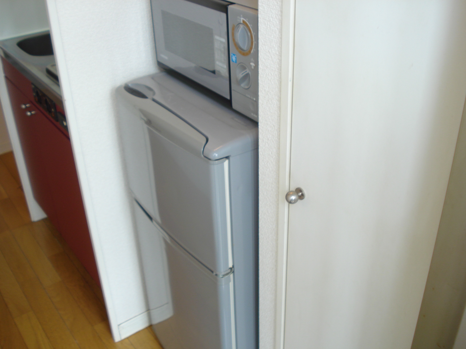 Other Equipment. refrigerator, microwave