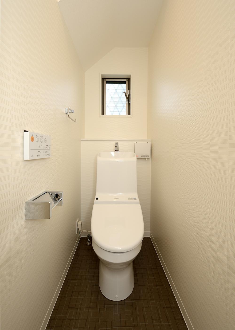 Toilet. ◆ Toilet (March 2013) Shooting