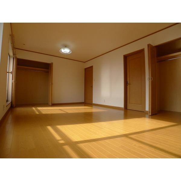 Living. Partition can be 12 Pledge