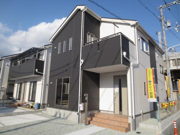 Local appearance photo. Same manufacturer complete site.