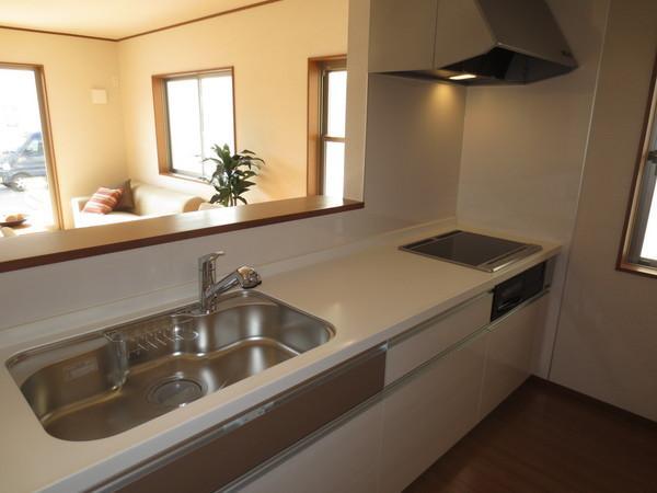 Kitchen. Western-style All rooms flooring.