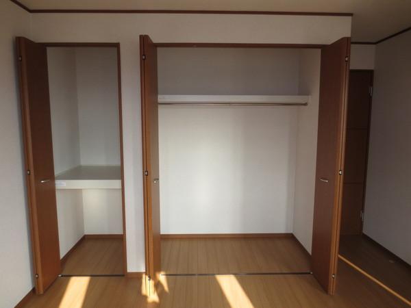 Receipt. It is a shoebox of a large capacity.