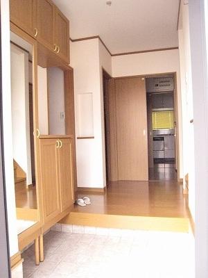 Entrance. Local (June 2012) shooting Entrance