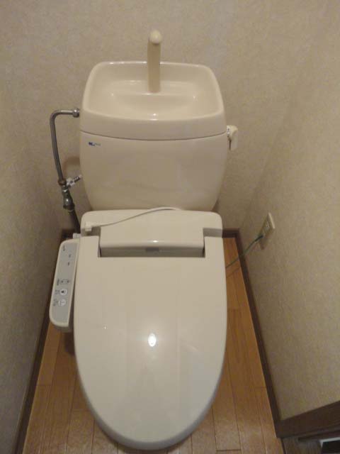 Toilet. bus ・ Toilet Separate ^^