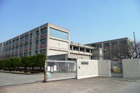 Primary school. Until Kakogawa Municipal Higashikanki Minami Elementary School 280m to 280m Higashikanki elementary school It is the peace of mind who the little children come