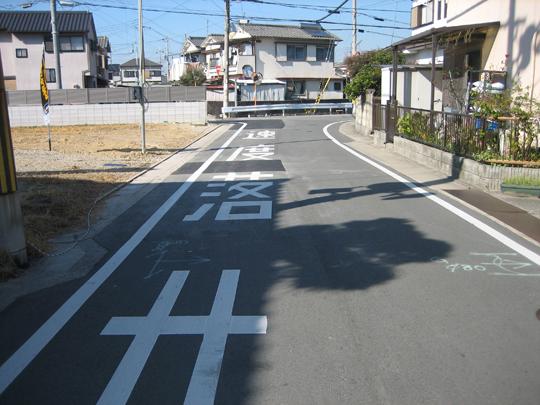 Local photos, including front road. Local (12 May 2013) Shooting