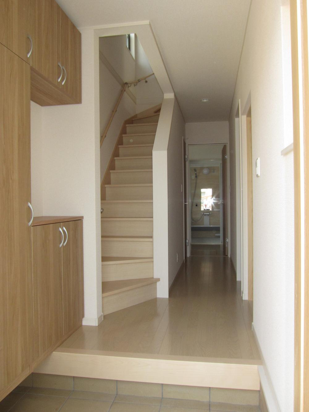 Entrance.  ◆ Entrance (August 2013) Shooting