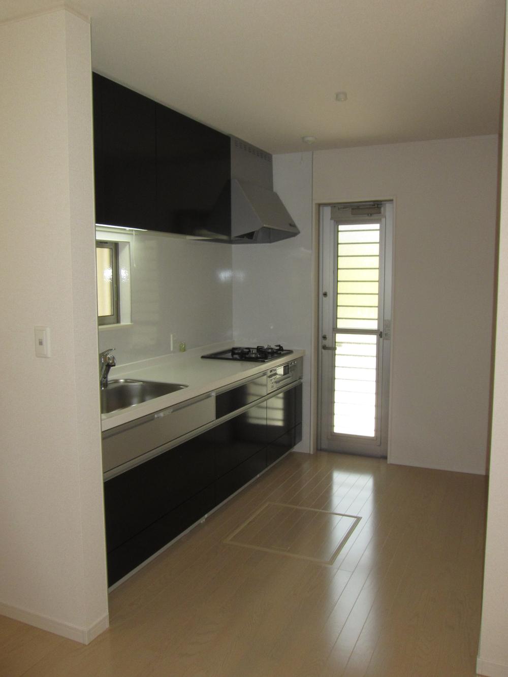 Kitchen.  ◆ Kitchen (August 2013) Shooting