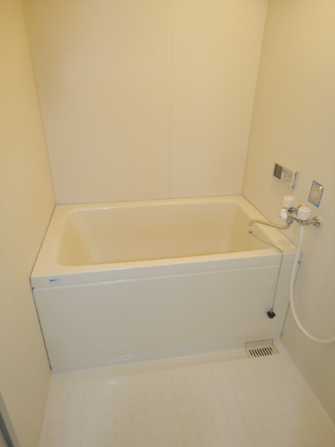 Bath. With automatic YuCho function ^^