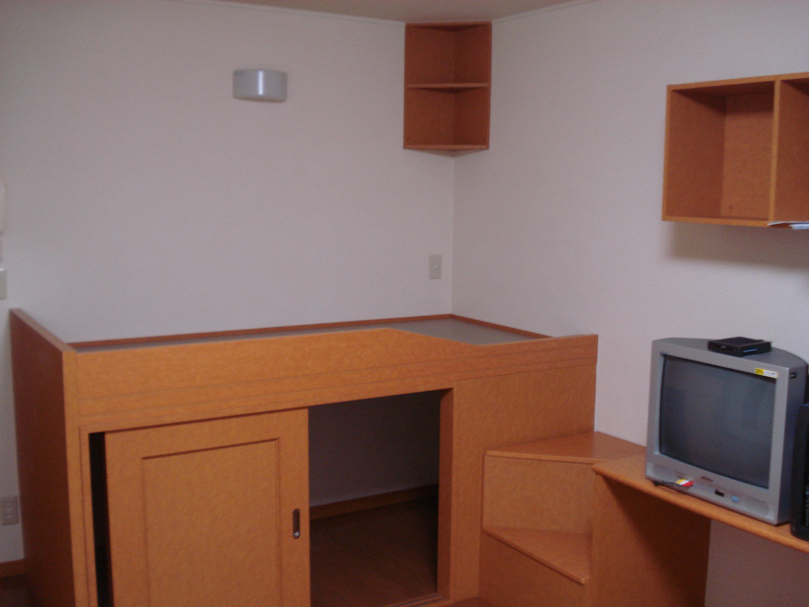 Other room space. Stilts toilet