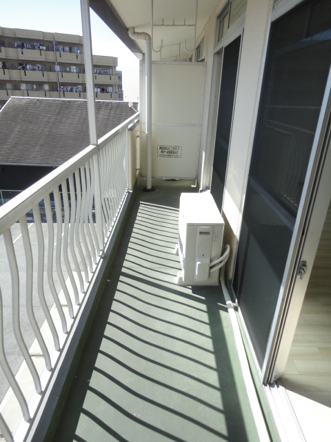 Balcony. Per diem on the south-facing balcony good - ^^