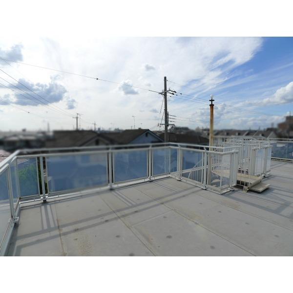 View photos from the dwelling unit