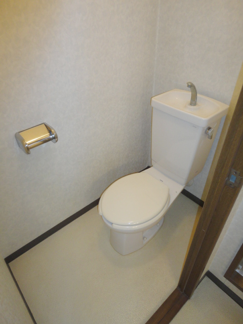 Toilet. bus ・ Toilet Separate ^^