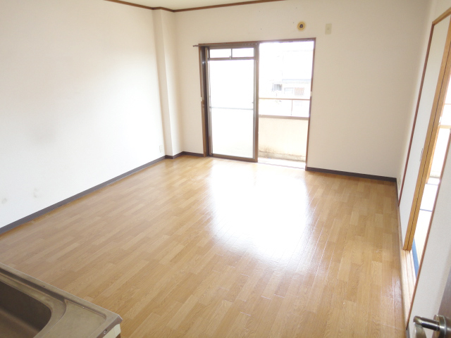 Living and room. Per diem good LDK10 Pledge ^^