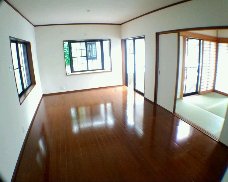 Living. Room (August 2013) Shooting