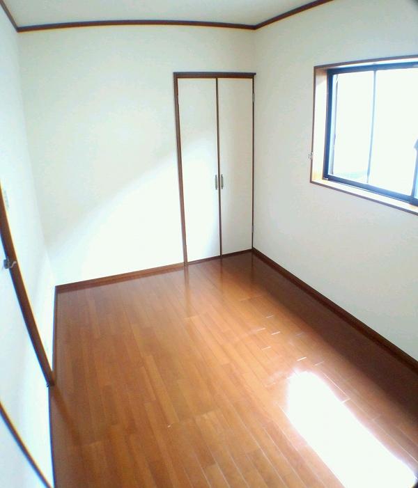 Non-living room. Room (August 2013) Shooting