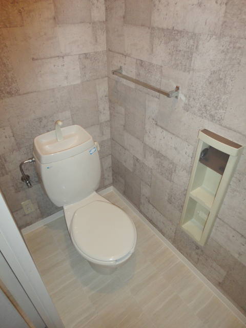 Toilet. bus ・ Toilet Separate ^^